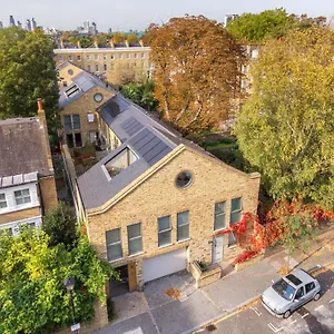 3 Benbow Mews Apartment